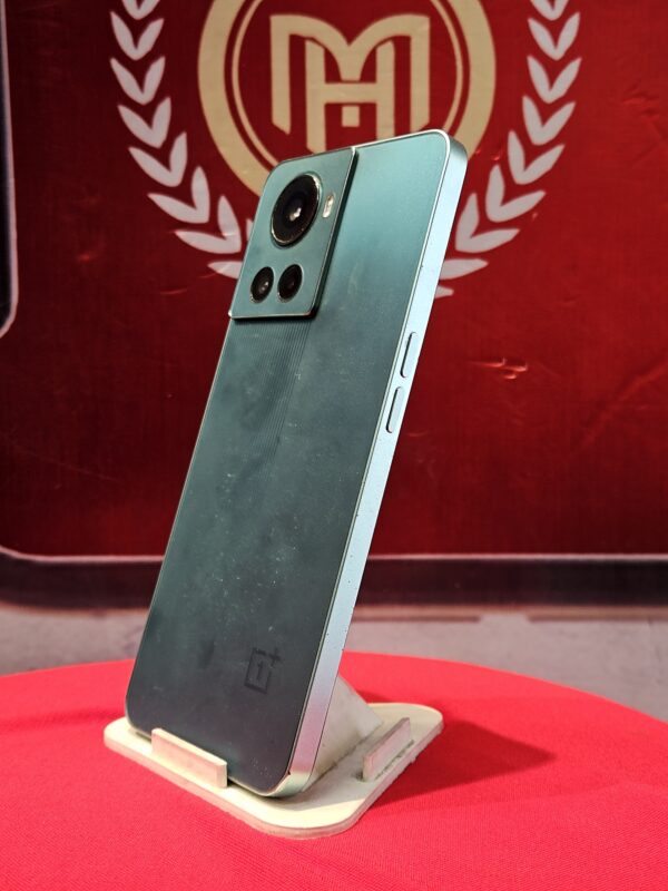 20260607_140824 OnePlus 10R 8/128 (forest green)
