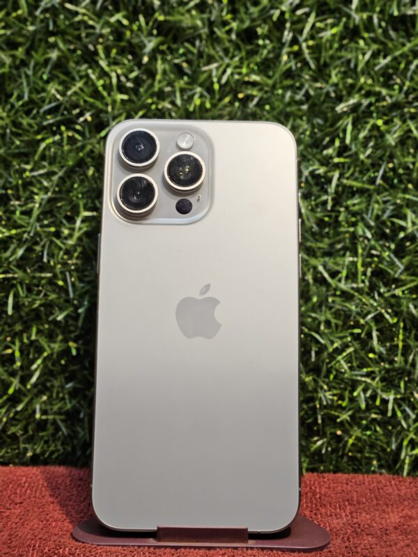 20260608_114616 Apple Iphone 15 Pro Max 256 gb (white titanium)