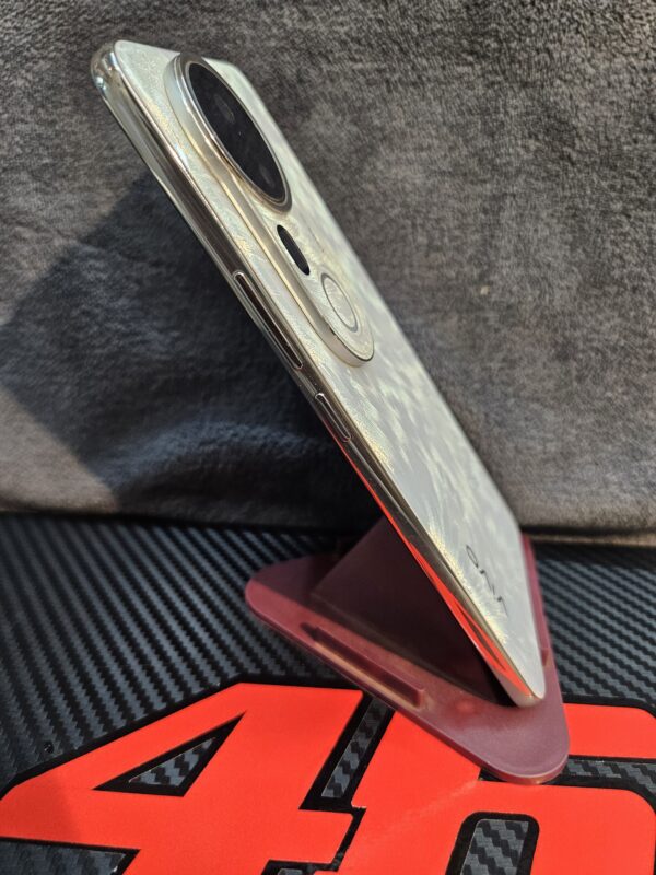 Vivo T4 Ultra 12/256 (phoneix gold)