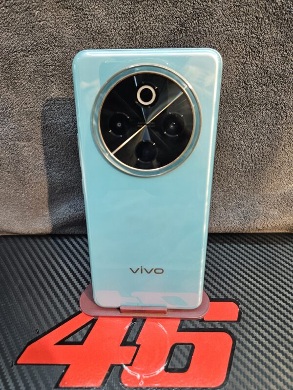20260610_205902 Vivo T4 12/256 (emerald blaze)