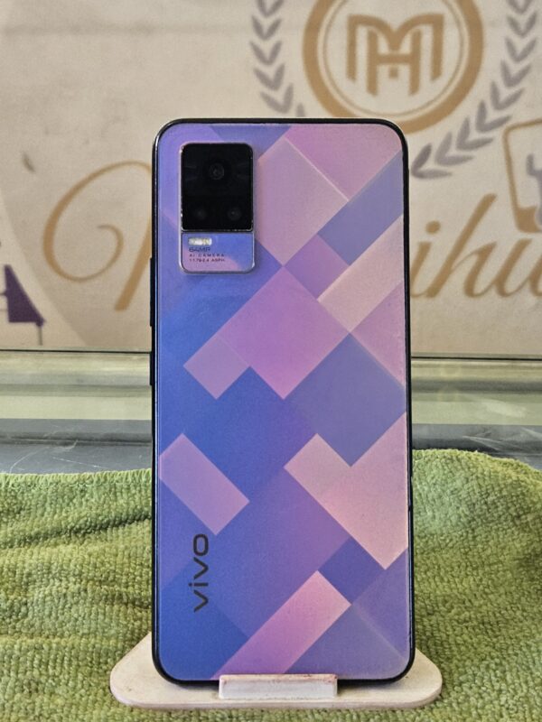 20260614_151716 Vivo y73 8/128 GB (dimond flare)